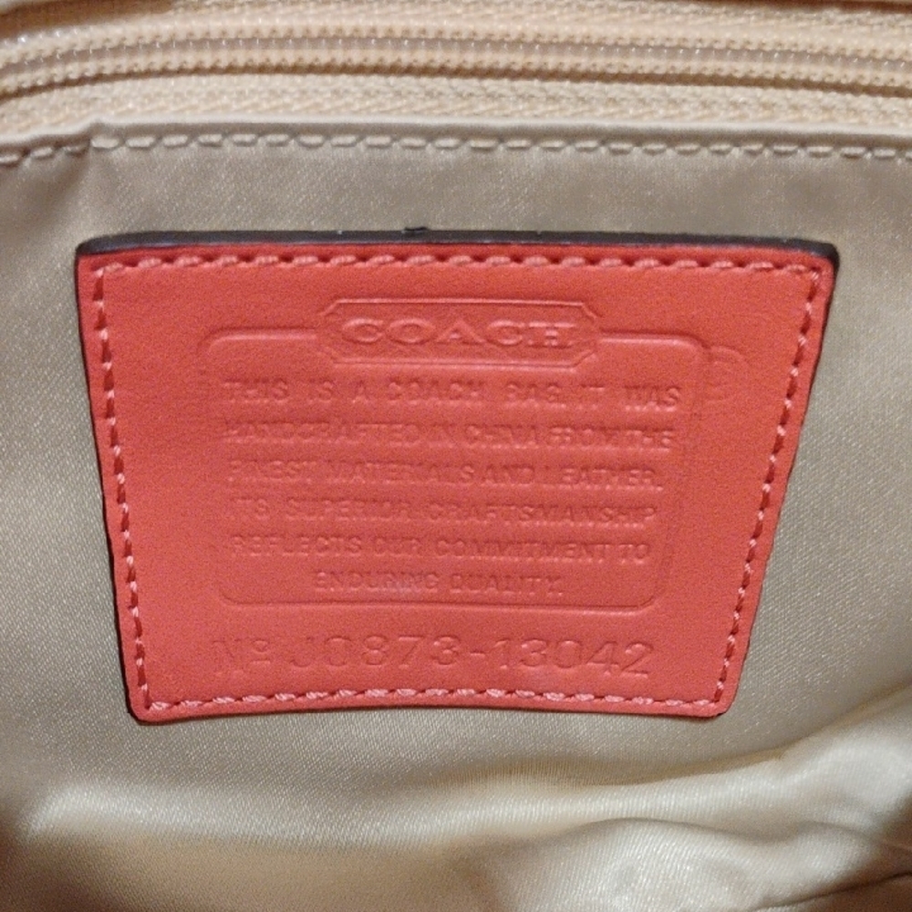 SALE! Auth Coach Vintage Tan/Orange Shoulder Bag & Matching Wallet Set - Picture 10 of 13